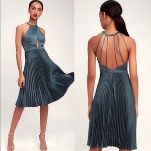 Ryse halter pleated satin midi dress, size S,new